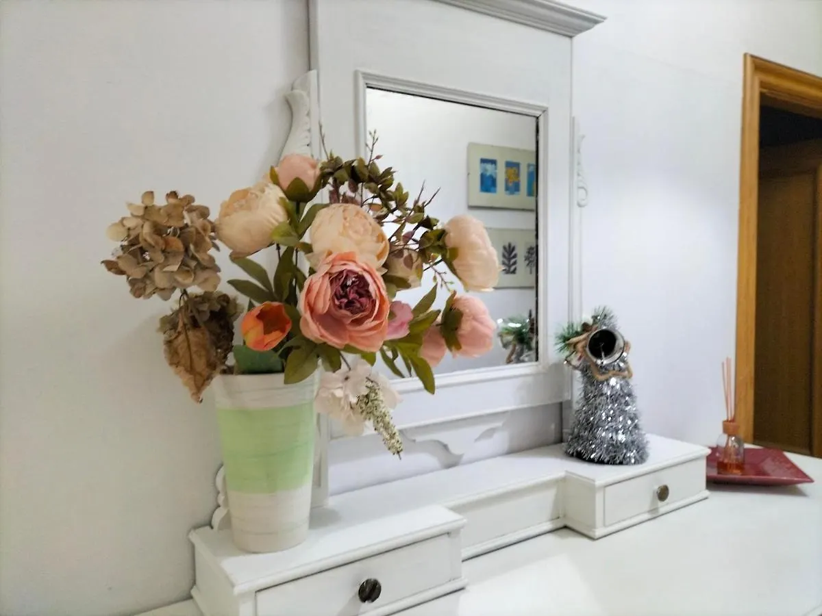 Apartment Appartamento Con Terrazza In Santa Maria Novella Florence Italy